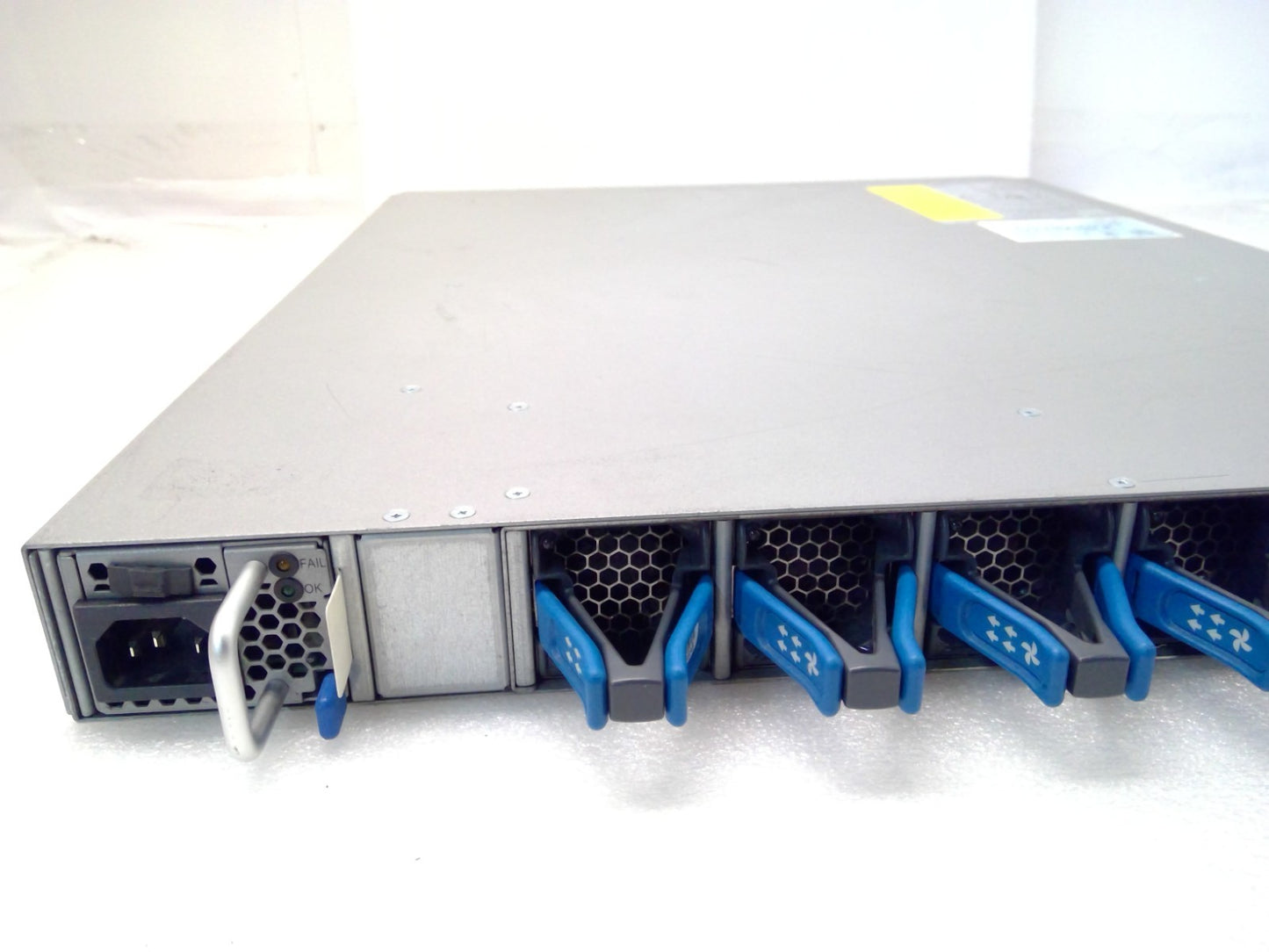 CISCO NEXUS N9K-C9332C NETWORK SWITCH 32-Port 10/100G