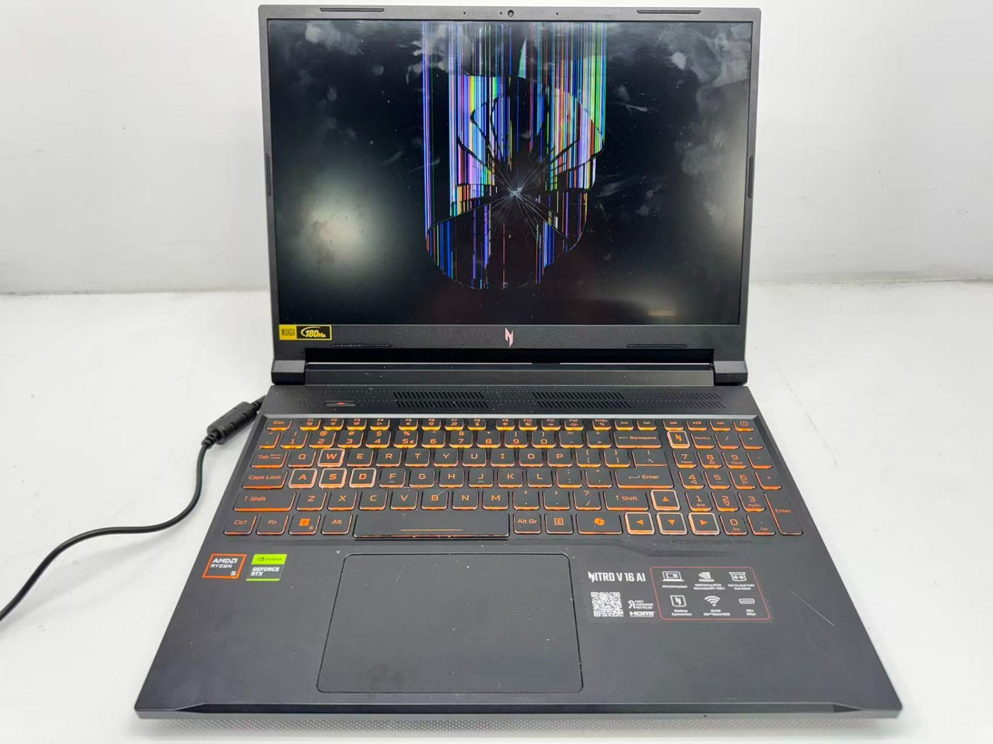 Acer Nitro ANV16-42 Ryzen 5 240@4.30Ghz 16GB DDR5 RTX 5050 NoSSD W/AC *READ*