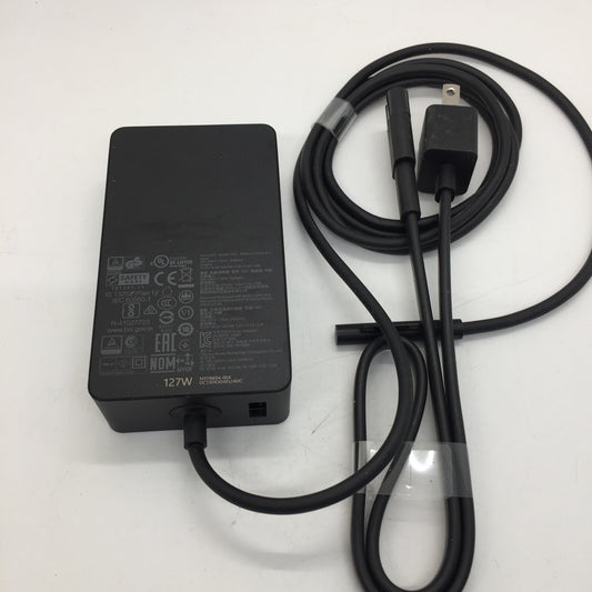 Microsoft Model 1932 US7-00001 127W 15V 8A Power Supply