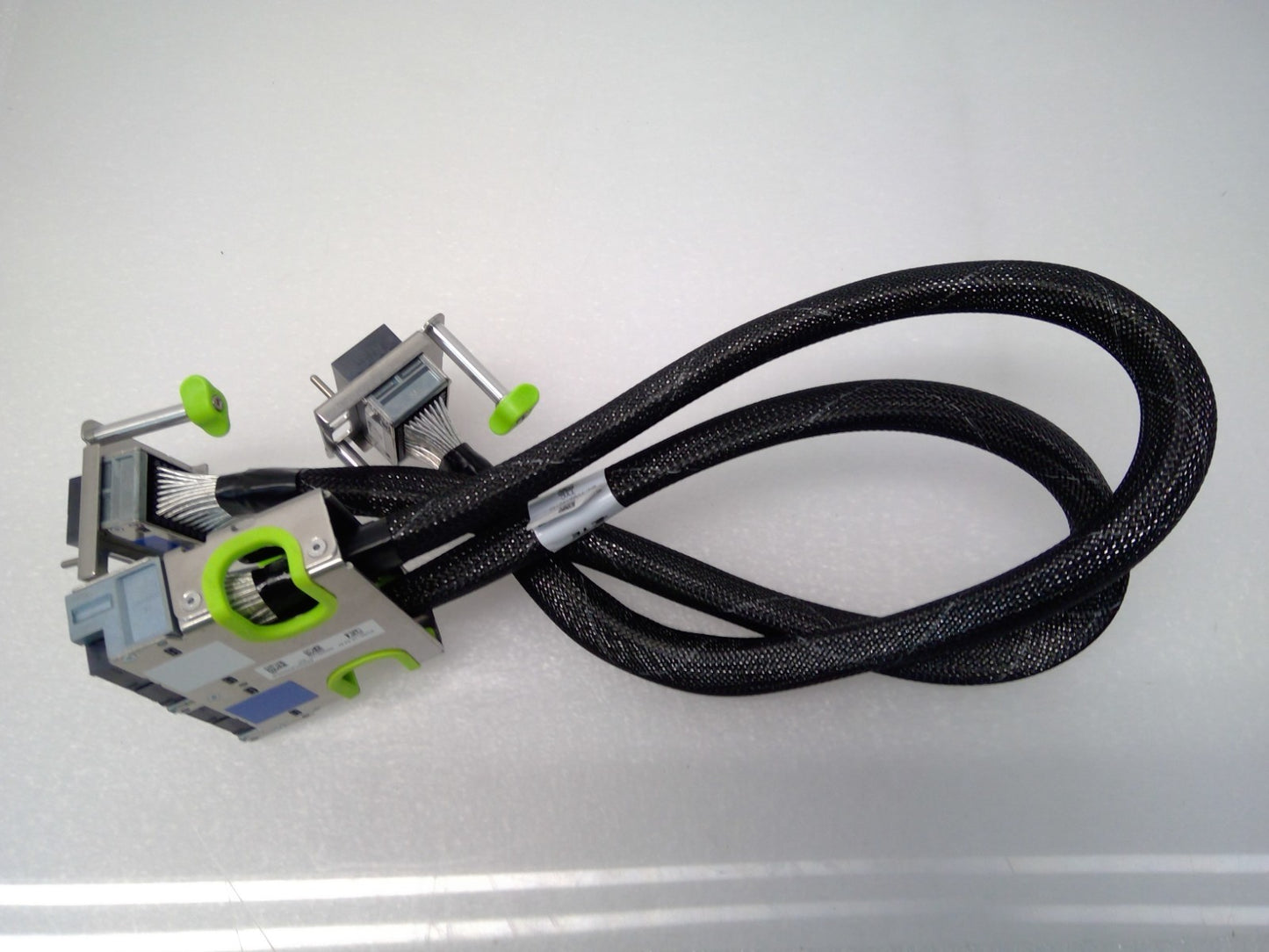 TE Connectivity  2385916-1 STRADA Whisper High Speed Backplane plane Cable