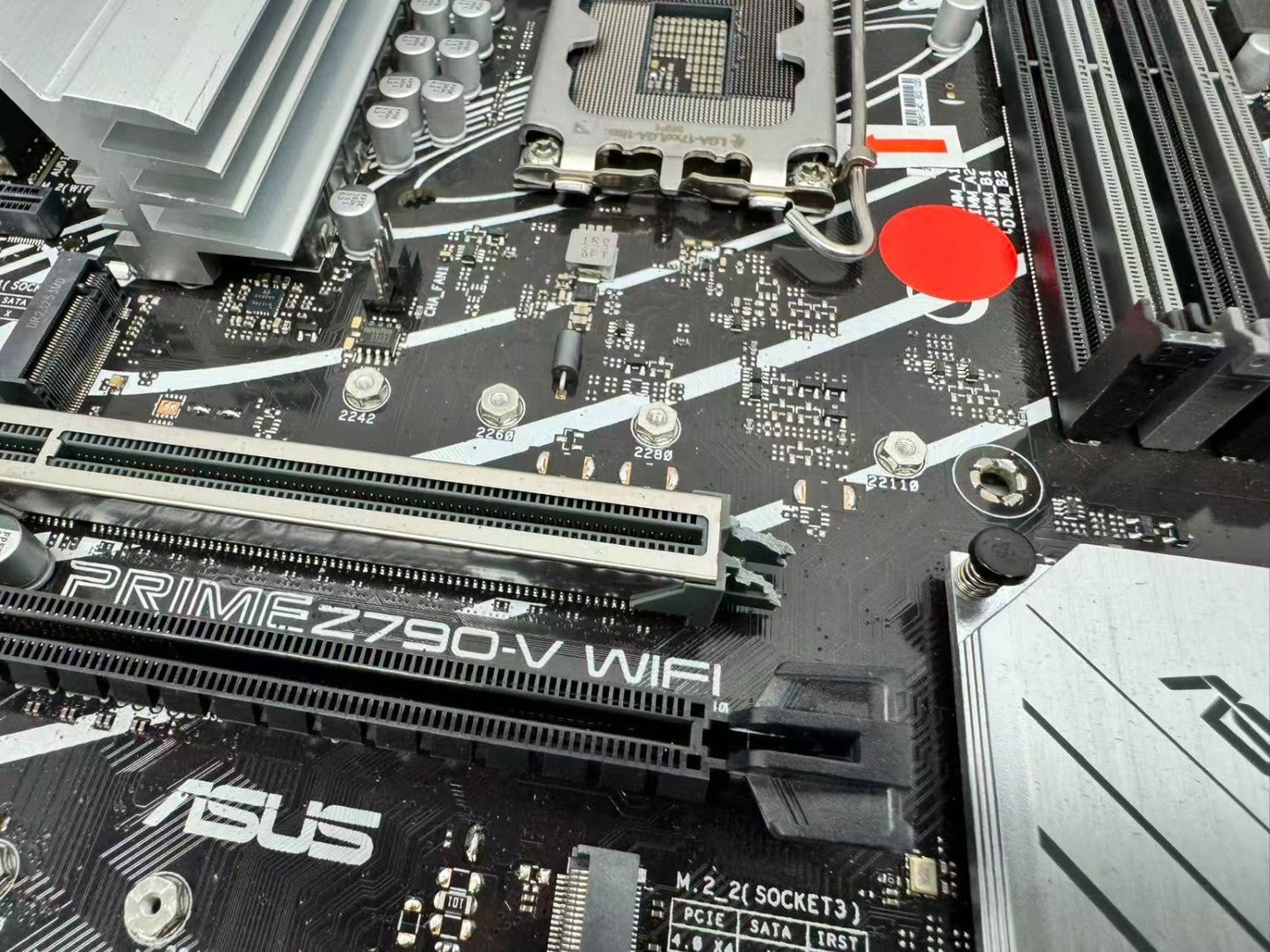 *For Parts* 1x ASUS Z890-P / 2x ASUS Z790-V WIFI MIX No WIFI *NOT WORKING*
