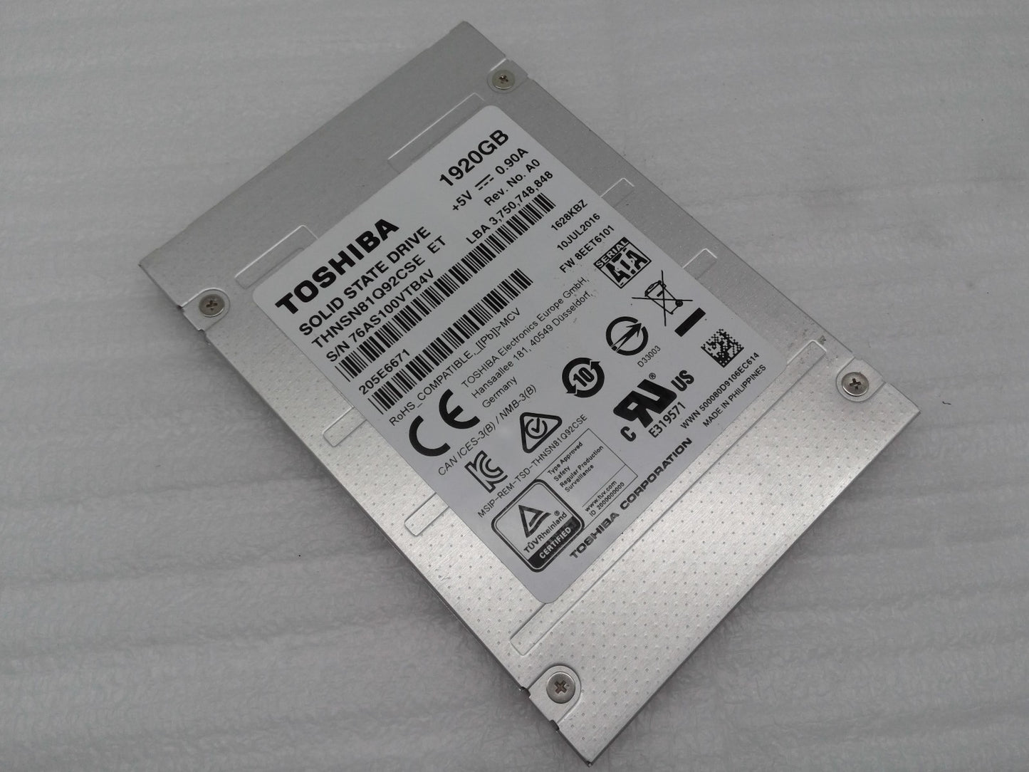 Toshiba THNSN81Q92CSE  1.92TB 1920GB 6Gbps MLC 2.5"  SATA Internal SSD