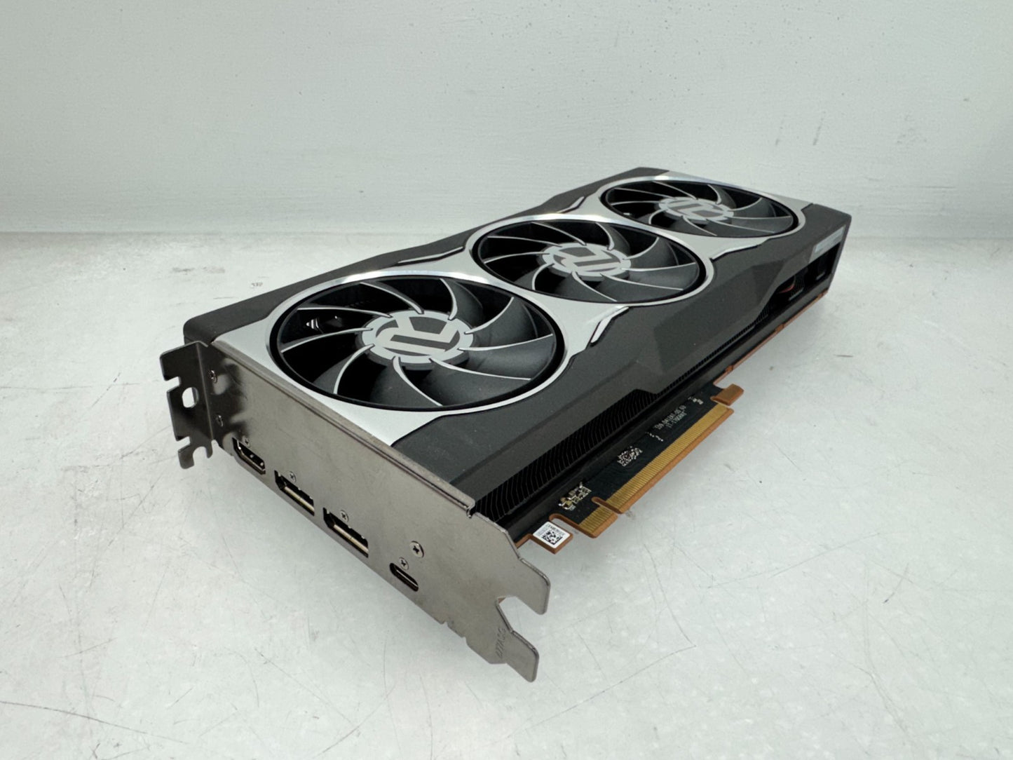 For Parts AMD Radeon RX 6800 16GB GDDR6 Graphics *READ*