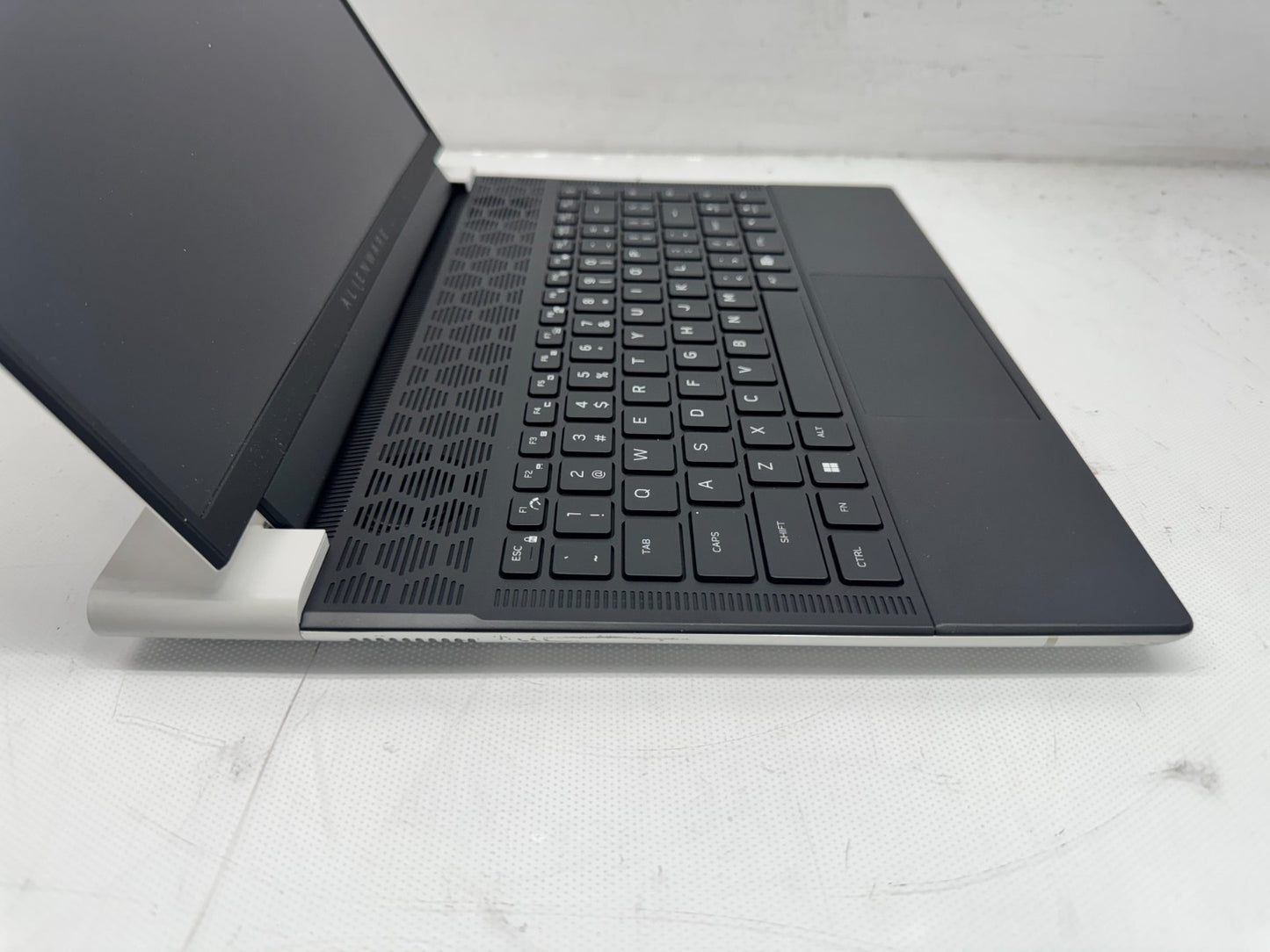 Dell Alienware X14 R2 14" Intel Core i7-13620H@2.4GHz 32GB 512GB RTX 4060 *READ*