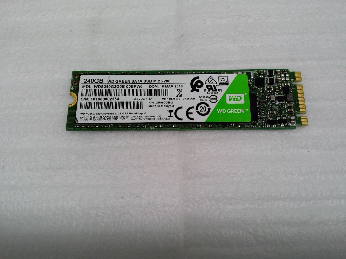 Western Digital WDS240G2G0B-00EPW0 Green 240GB Internal Solid State Drive