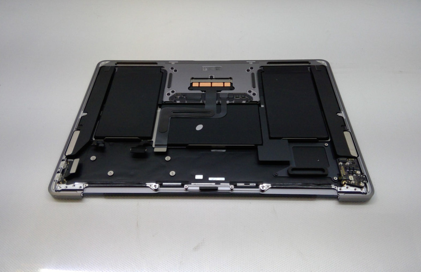 Genuine Apple MacBook Air 13" A2337 2020 Top Case Palmrest US Keyboard Battery G