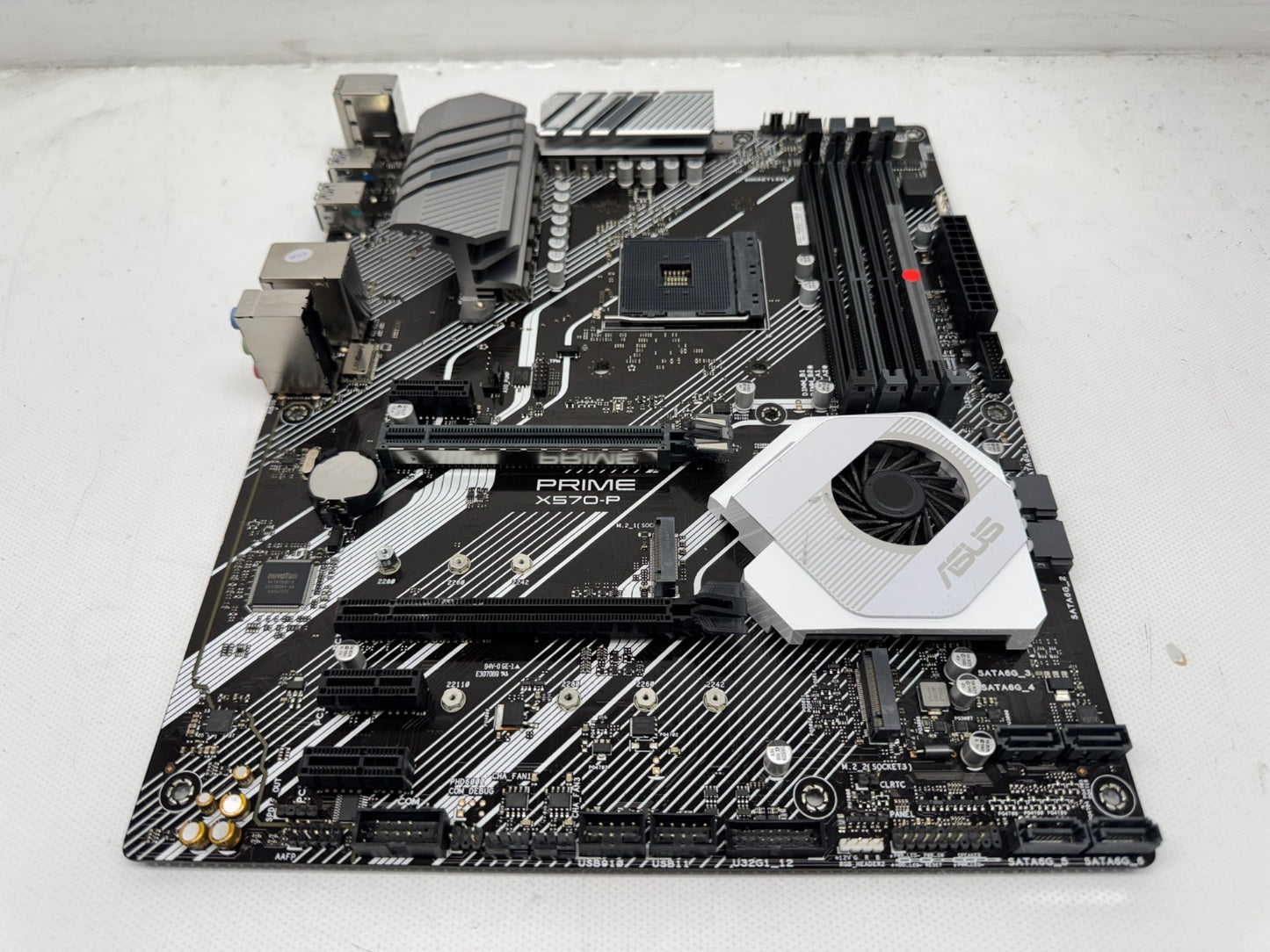 ASUS PRIME X570-P ATX motherboard with PCIe 4.0 AMD AM4 DDR4 *READ*