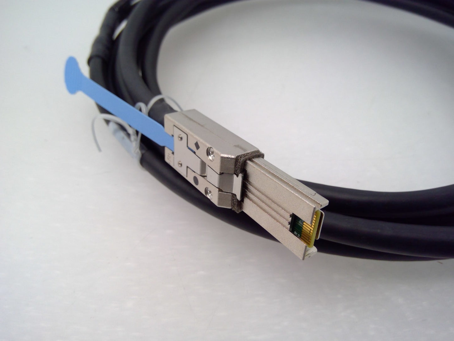 TE Connectivity 2159187-4 4m SFF-8643 to SFF-8644 Internal to Externa Cable