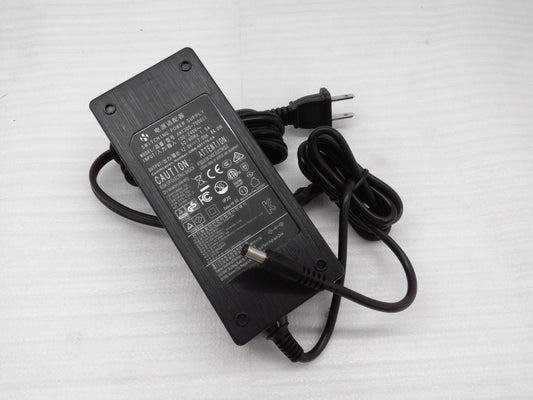 SWITCHING POWER SUPPLY XH1200-7000II  12V 7.0A 84W AC ADAPTER POWER