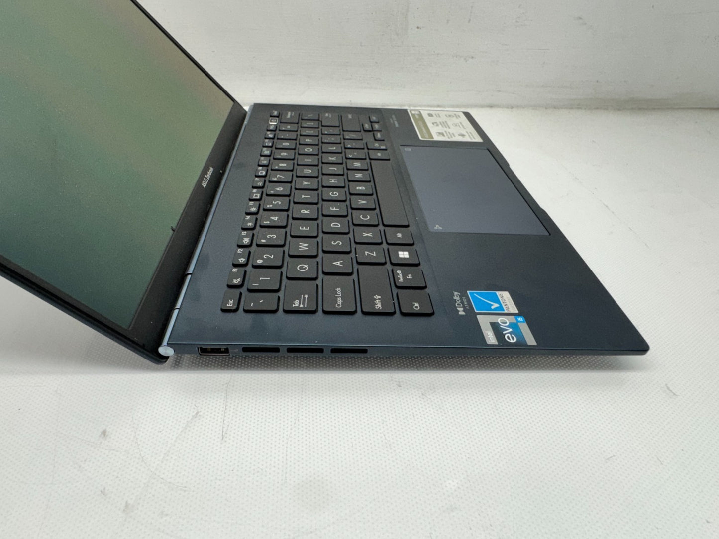 ASUS Zenbook UX3402ZA i5-1240P@1.70GHz 8GB RAM 256GB SSD Windows 11 W/AC *READ*