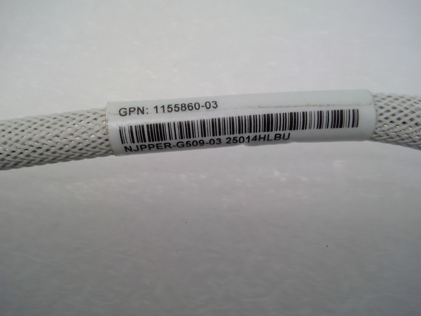 Amphenol 800G OSFP DAC Cable 29in 0.737M NJPPER-G509-03-1155860-03 White Braided