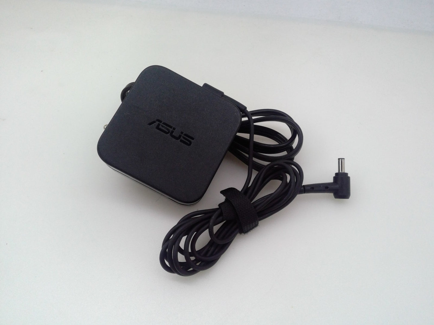 OEM 65W ADP-65GB B 4.5mm AC Adapter for ASUS Vivobook X1402 X1402ZA UX560UQ