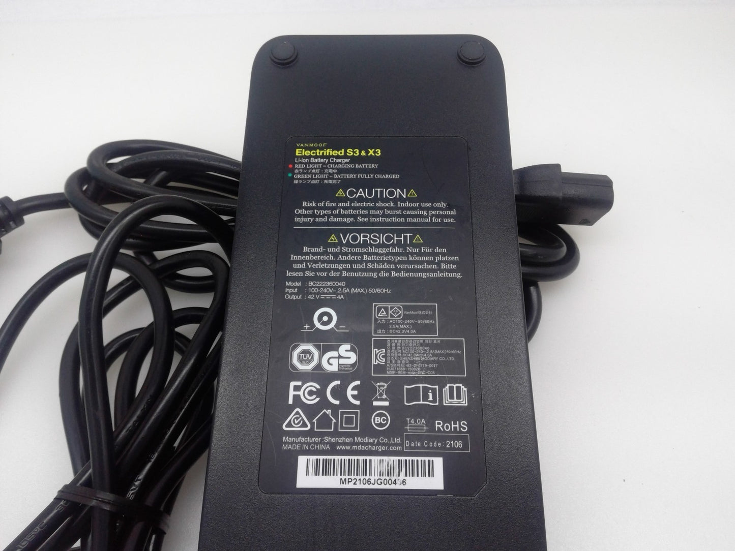 OEM Vanmoof Electrified S3 & X3 Li-ion Battery Charger Model BC222360040 42V 4A