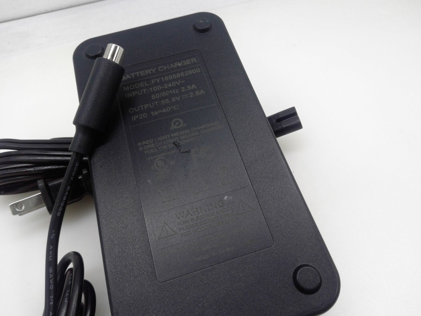 OEM AC DC Adapter Model: FY1695882800 58.8V 2.8A  ShanZhen Fuyuandian