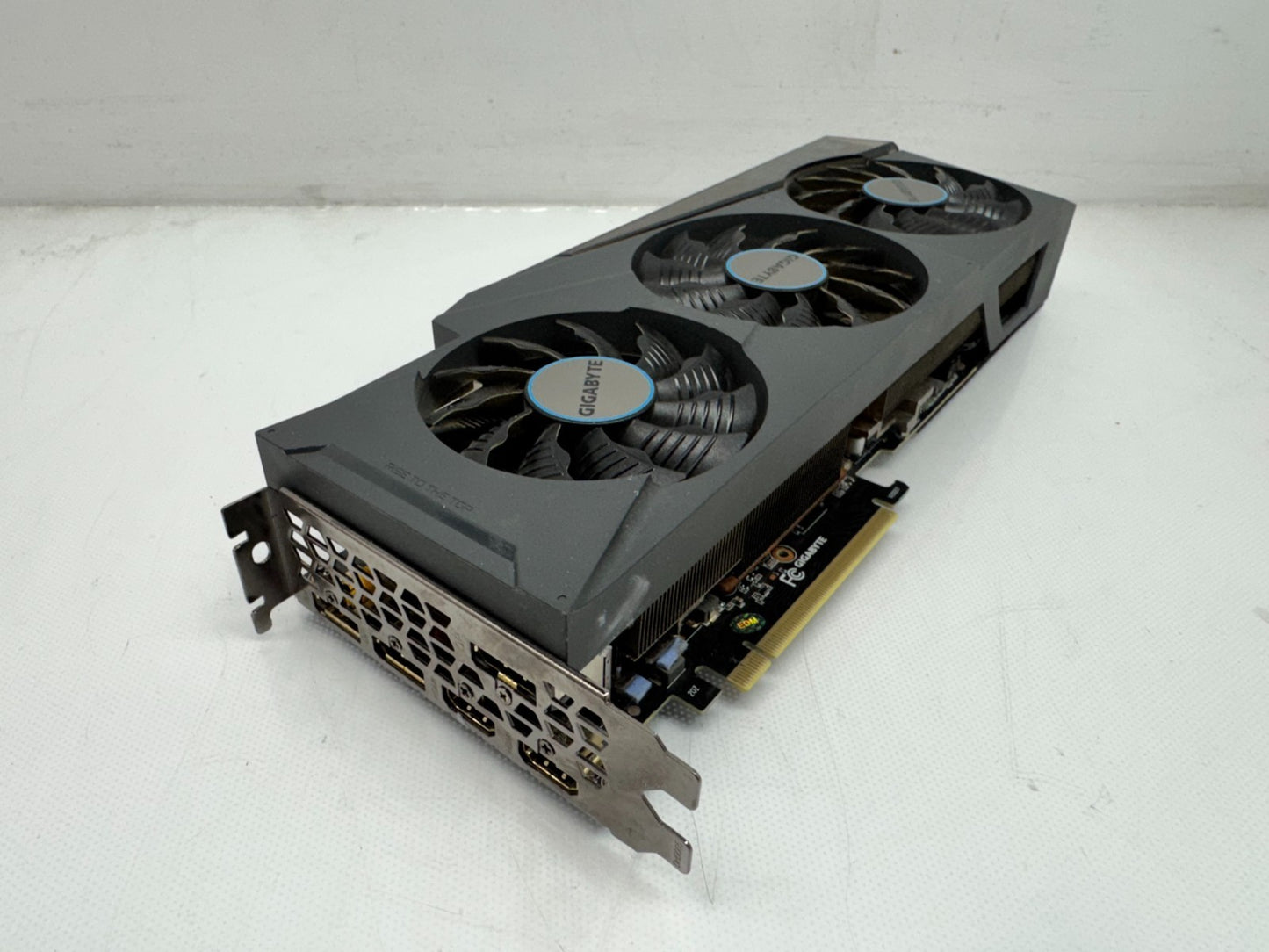 For Parts GIGABYTE GeForce RTX 3080 Ti EAGLE 12G - Graphics Card Not Working