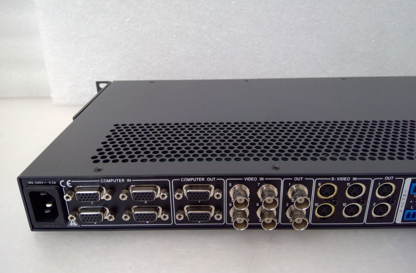 Extron MPX 423 A Media Presentation Matrix Switcher with Power Cable