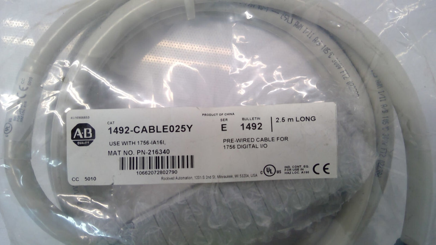 Allen Bradley 1492-CABLE025Y Digital Cable 2.5m