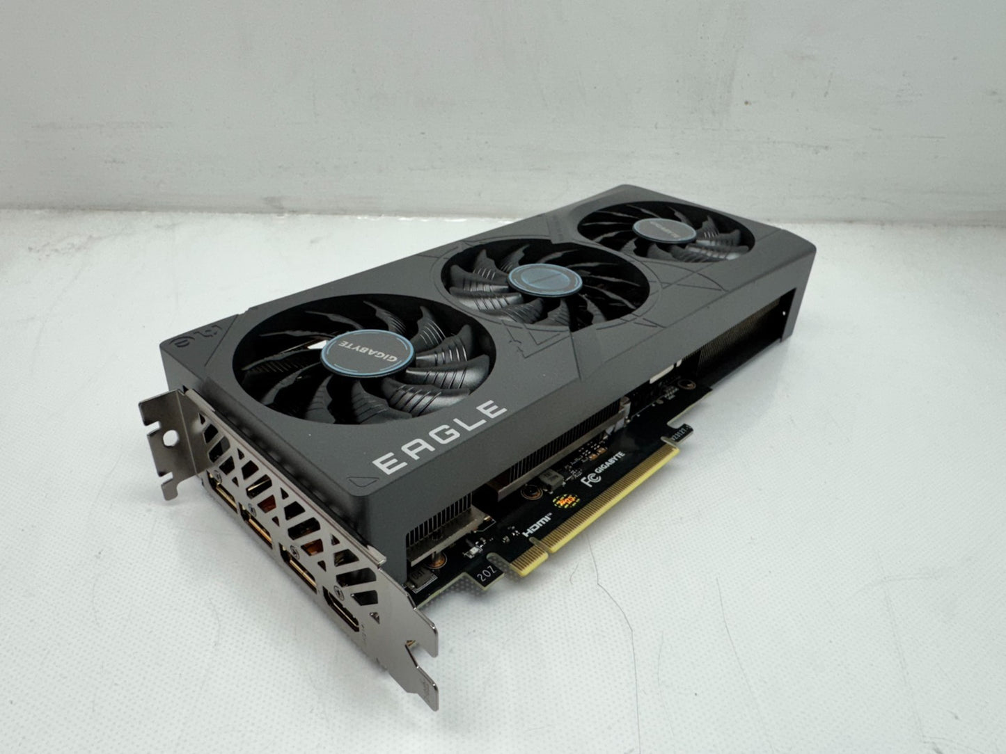Gigabyte GeForce RTX 4070 Super EAGLE 16GB GDDR6X  GV-N407SEAGLE OC-12GD