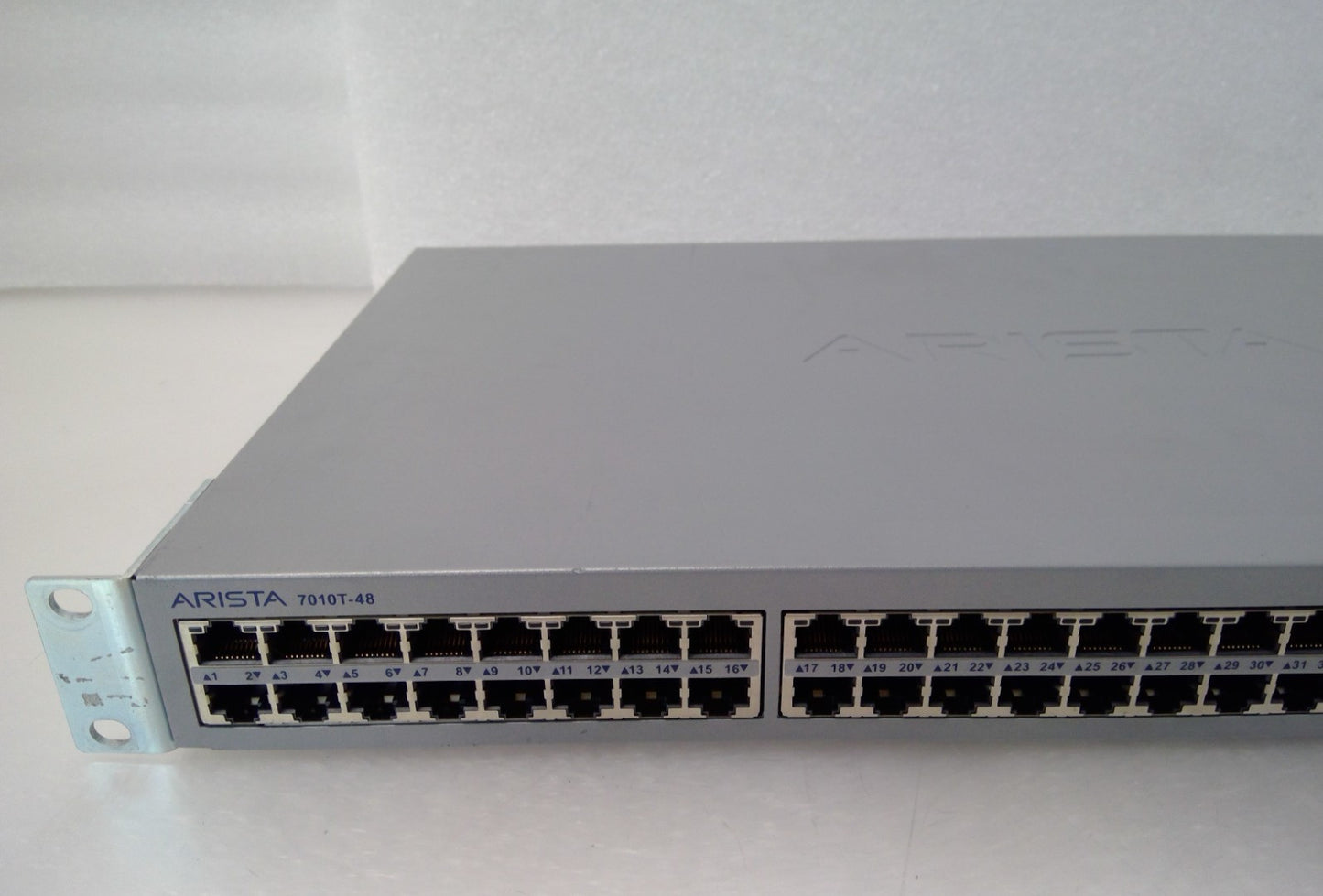 Arista DCS-7010T-48-R 48-Port 1G/10G Switch Rear to Front Airflow DCS-7010T-48