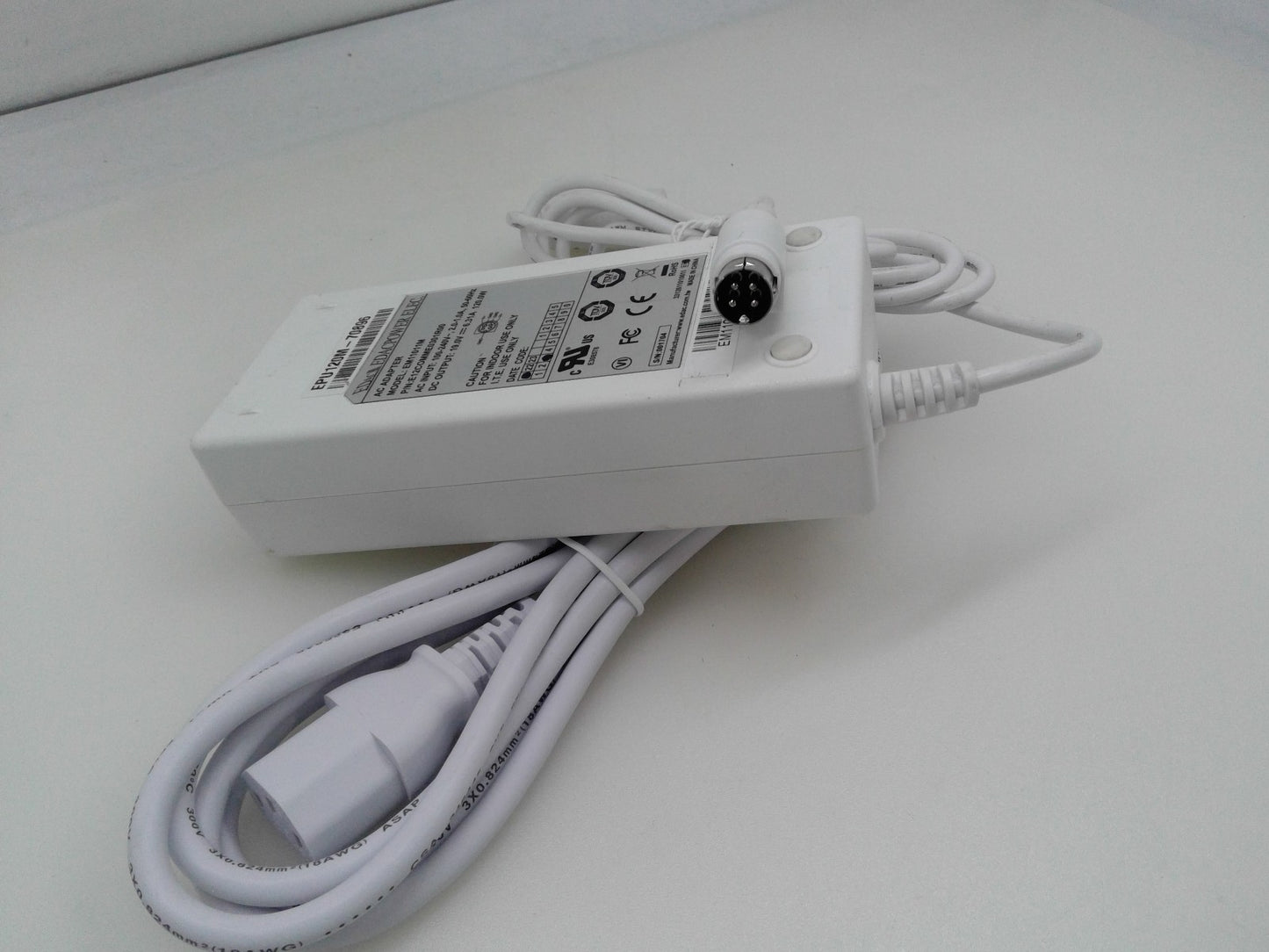 Genuine EDAC AC Adapter 19V 6.31A 120W 50-60Hz EM11011M 4-Pin White W/Cord