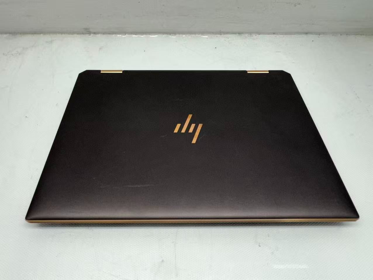 HP Spectre x360 convertible 14t-ea000 Touch i5-1135G7@2.40GHz 8G 256GB *READ*