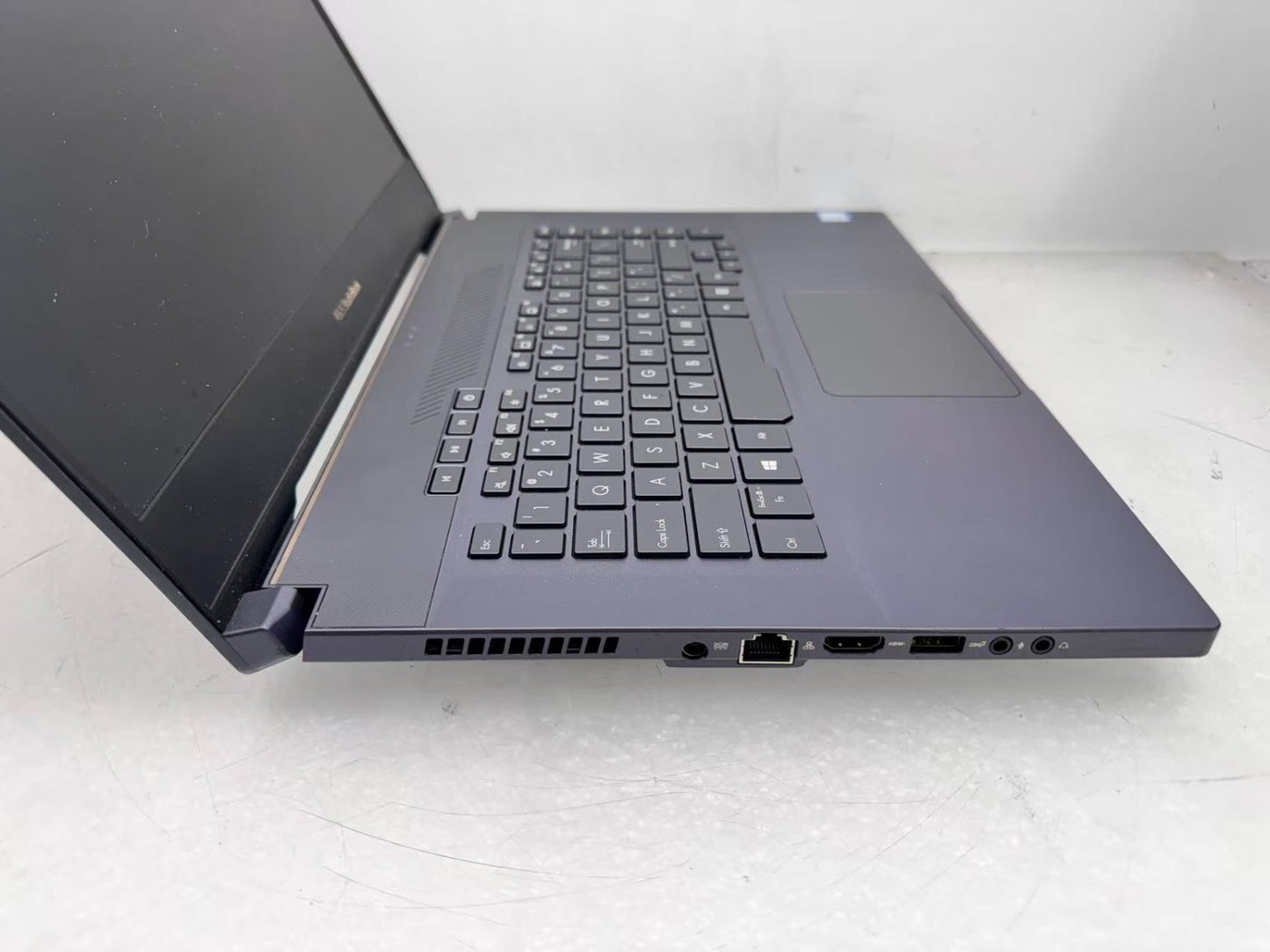 ASUS ProArt StudioBook W500G5T i7-9750H 16G 512GB RTX 5000 UHD Win11 No/AC *READ