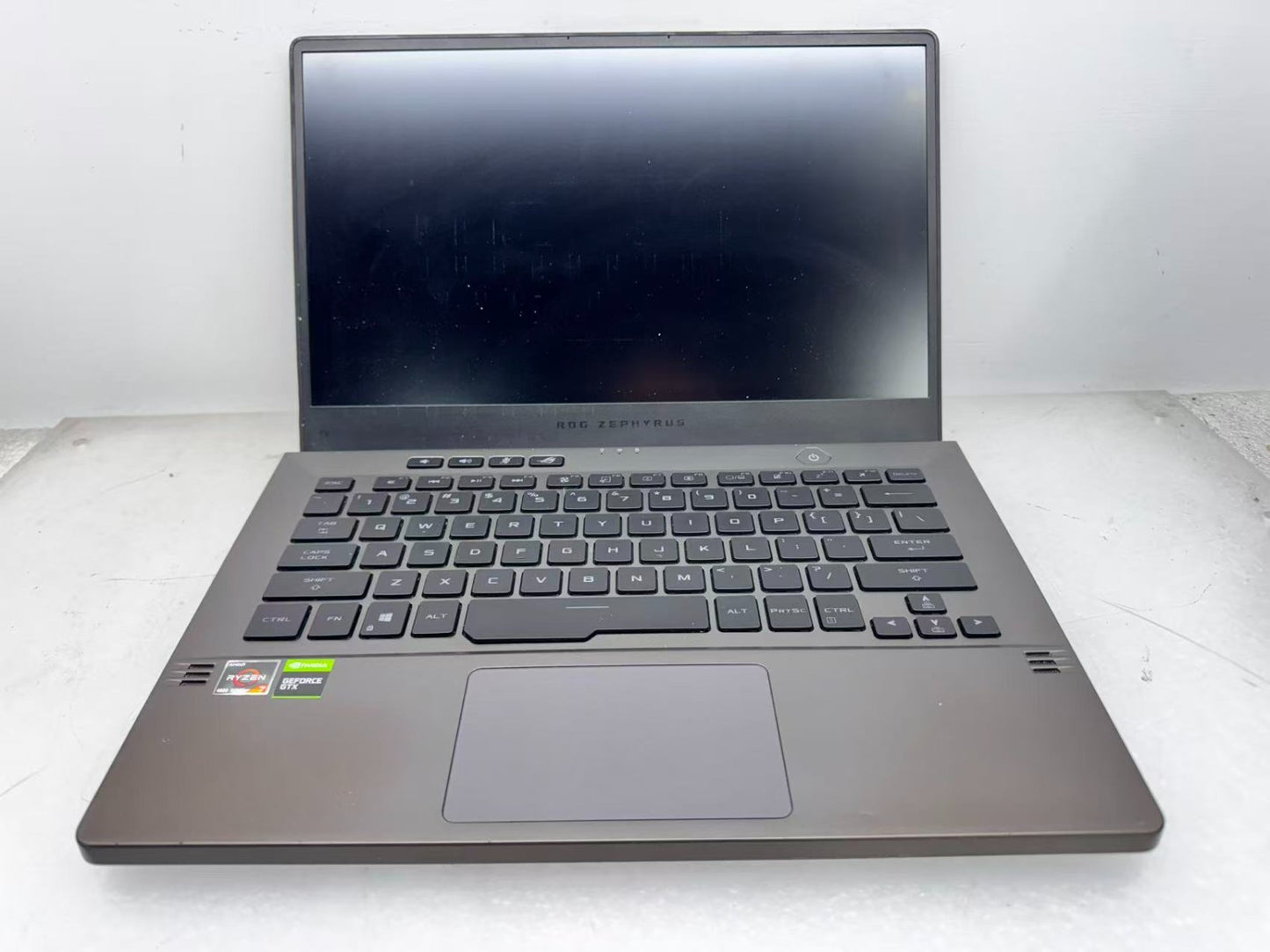 ROG Zephyrus G14 GA401IH-BR7N2BL Ryzen 7 4800HS 16GB 512GB GTX 1650 NoAC *READ*