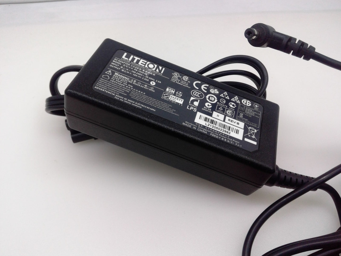Genuine Liteon PA-1650-68 AC Adapter 19V 3.42A 65W Power Supply Charger Tip 4.0m
