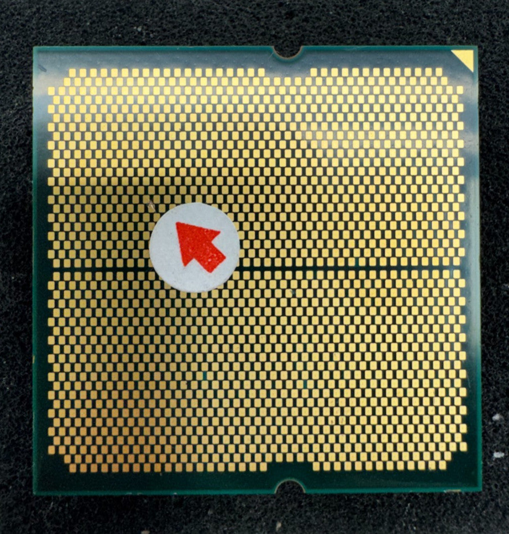 AMD Ryzen 7 7700 CPU Processor (3.8GHz, 8 Cores, 16 Threads, Socket AM5) *READ*