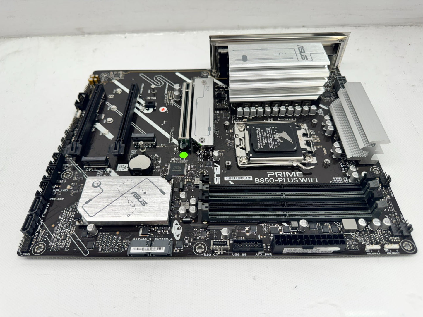 ASUS PRIME B850-PLUS WIFI Motherboard DDR5 AMD Socket AM5 **READ**