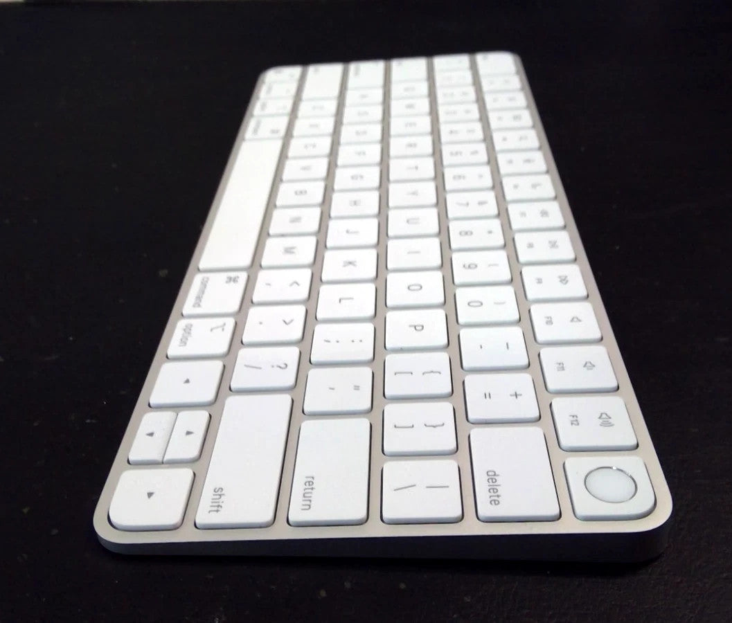 Apple magic keyboard with Touch ID A2449 Wireless
