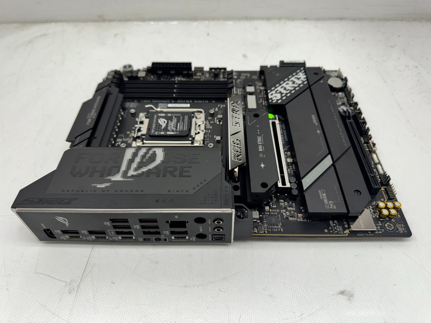 ROG Strix X870E-E GAMING WIFI Socket AM5 DDR5 PCIE 5.0 x 16 Motherboard *READ*