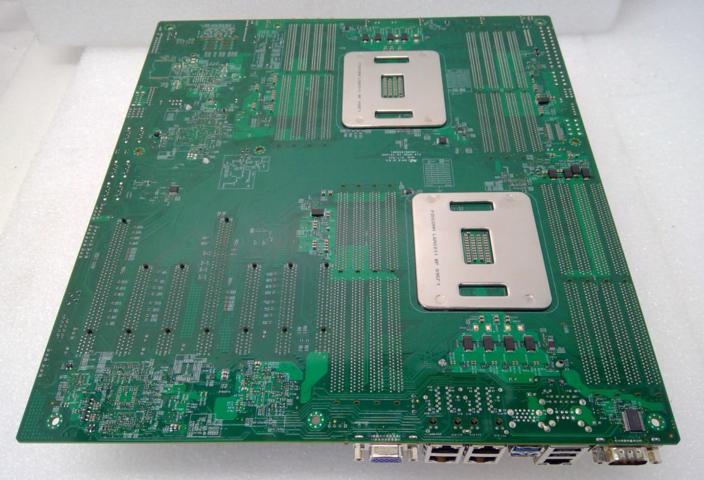 Supermicro X10DRH-iLN4 DDR4 2x Xeon E5-2620V4 2.1GHz E-ATX Motherboard
