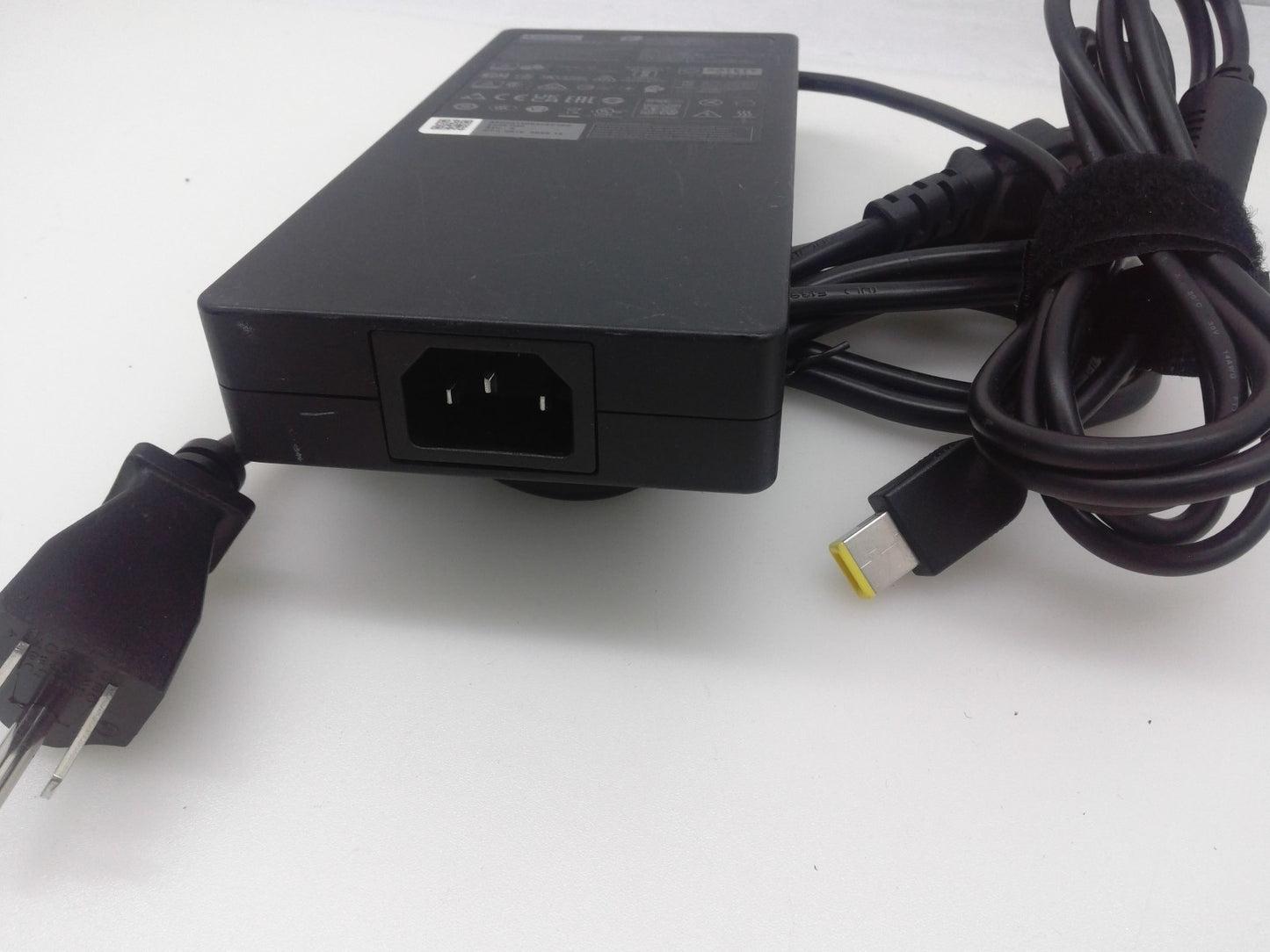 Lenovo Legion Pro7 I9 13900H RTX4080 330W 20V 16.5A Slim GaN Adapter ADL330SDC3A