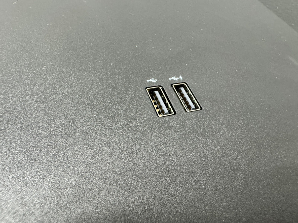 HP E27u G4 27" QHD USB-C Monitor, HDMI DisplayPort USB C, No Stand *Read*