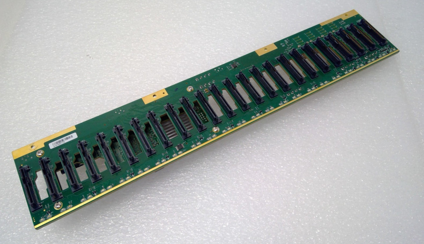 Supermicro 20 SAS,4 NVMe BPN-SAS3-216EL1-N4 & 4 SAS3 BPN-SAS3-216EL1 Backplane