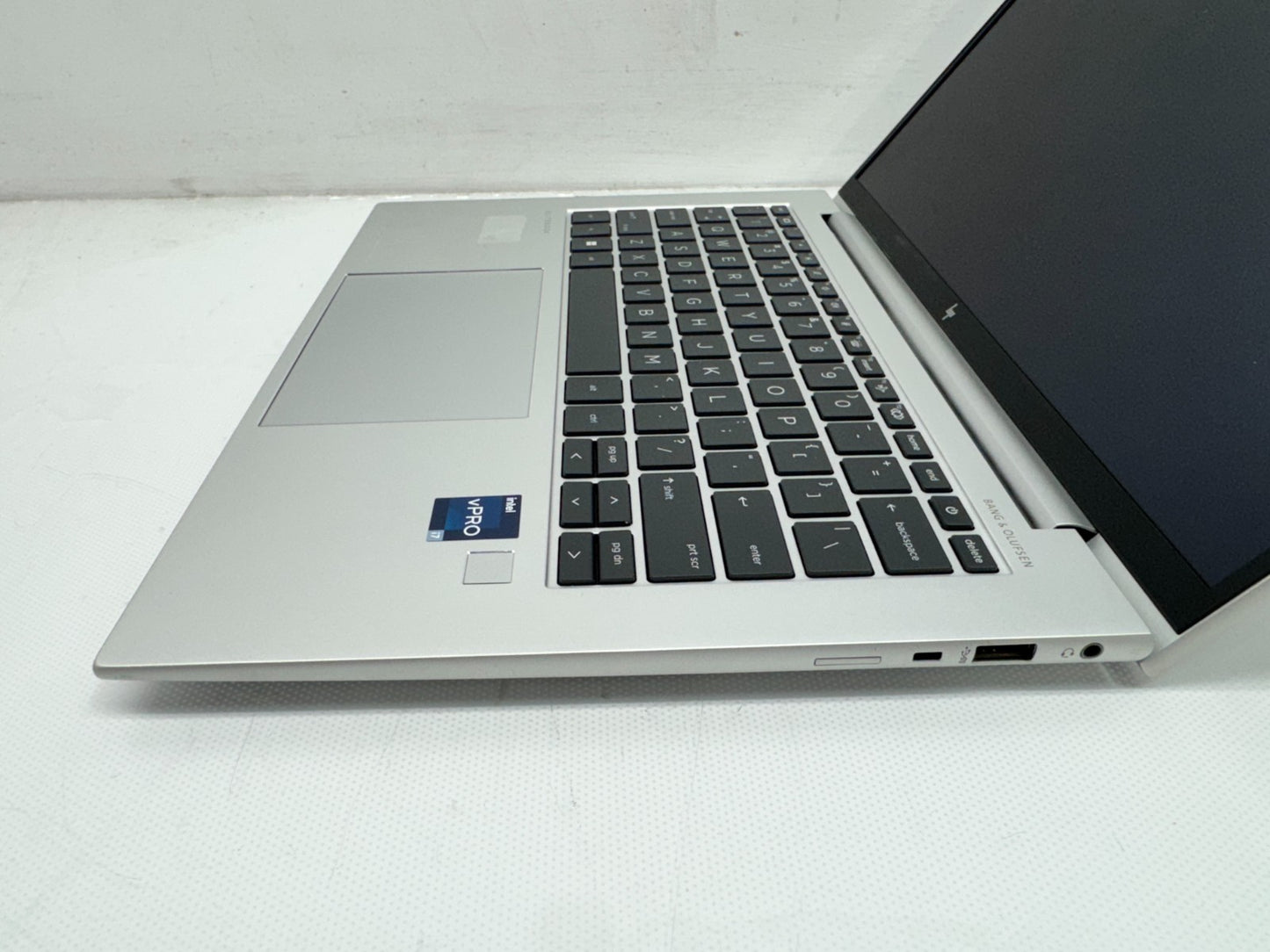 HP EliteBook 840 G10 14" Laptop i7-1365U@1.8GHz 32GB RAM 256GB SSD Win 11 W/AC