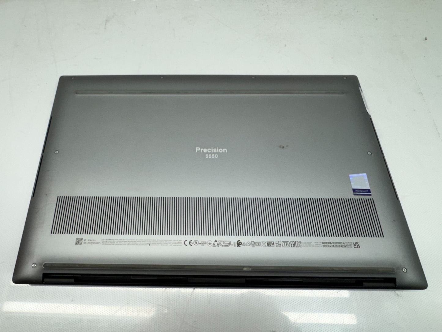 Dell Precision 5550 15.6" i9-10885H@2.4GHz 32GB 512GB SSD T2000 No AC *READ*