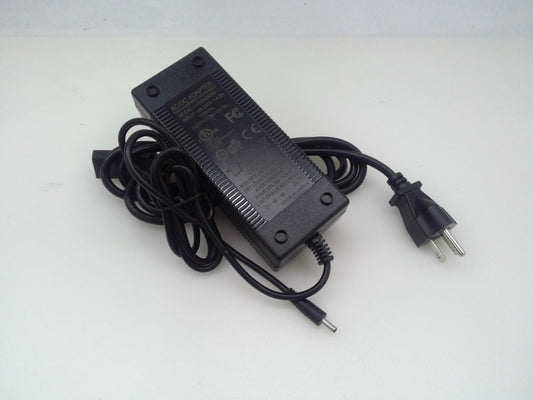 Model : LYD2405000F 24V 5A Switching Power Adapter 100-240V 4.0A Tip 3.0*1.35mm