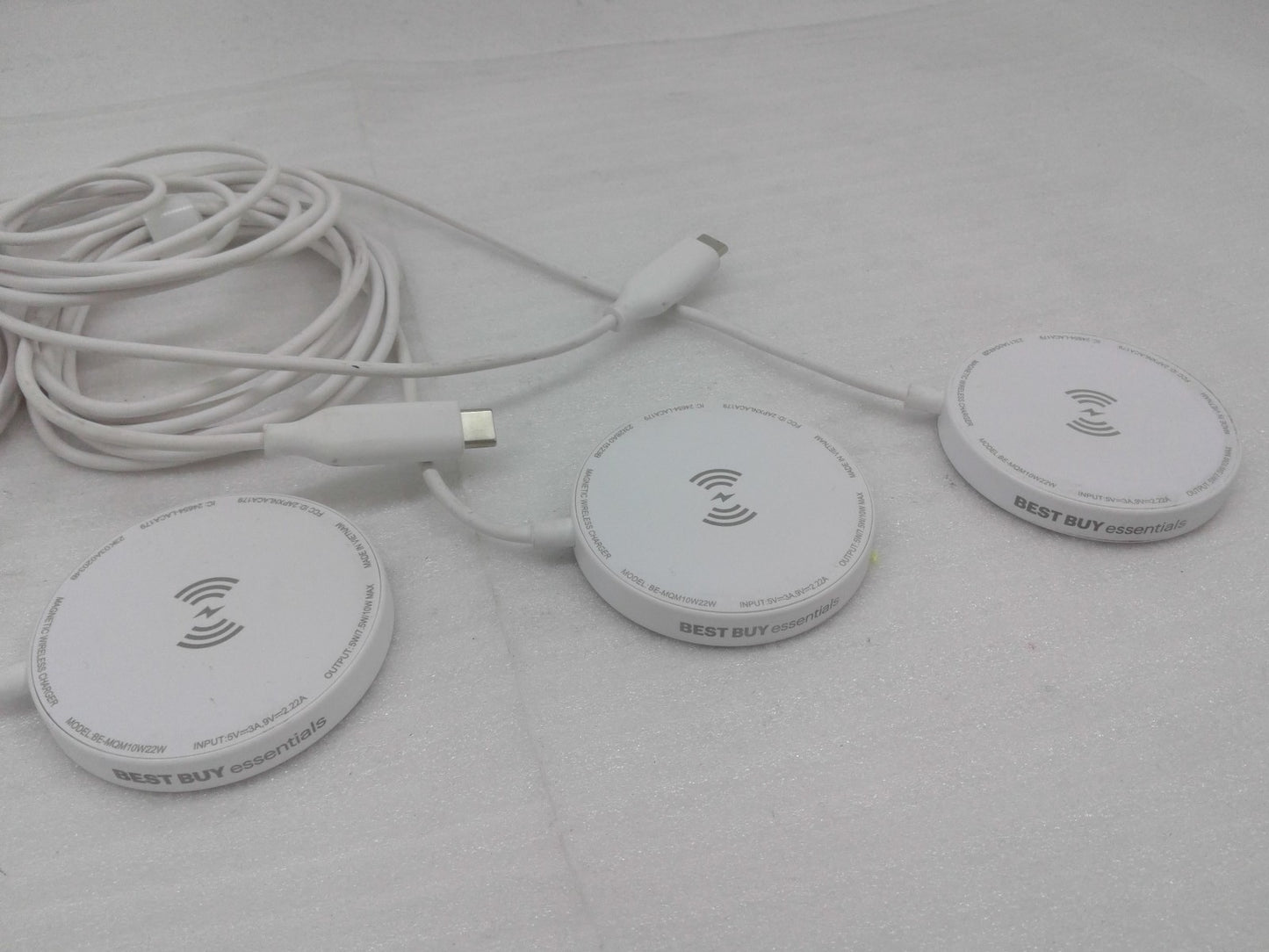 Lot of 3 Best Buy essentials- Magnetic  Wireless Charger for iPhone 16/15/14...