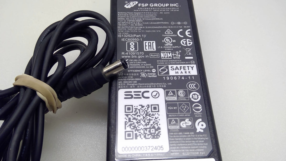 FSP FSP090-DBBN3 90W 19V 4.74A 5.5x2.5mm AC Adapter For Toshiba Lenovo