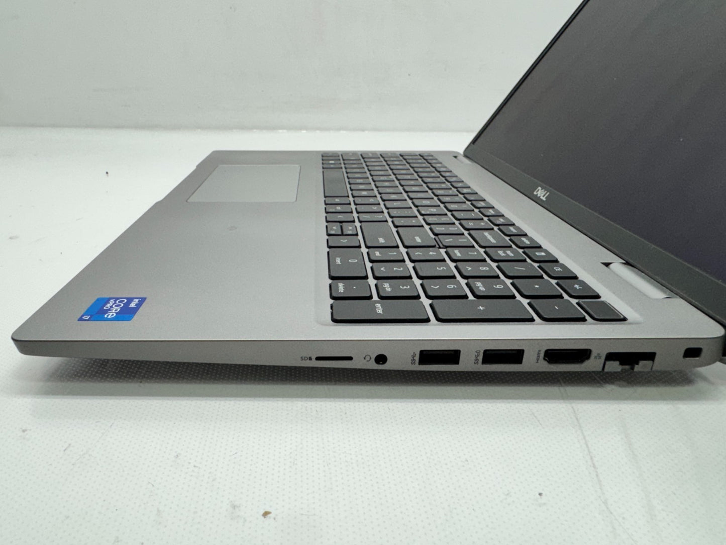 Dell Latitude 5520 15.6" Laptop i7-1185G7@3.0GHz 16G RAM 256G SSD W/AC*READ*