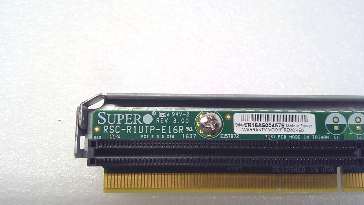 SuperMicro TwinPro System 1U PCIe x16 Riser Card W/Bracket P/N: RSC-R1UTP-E16R
