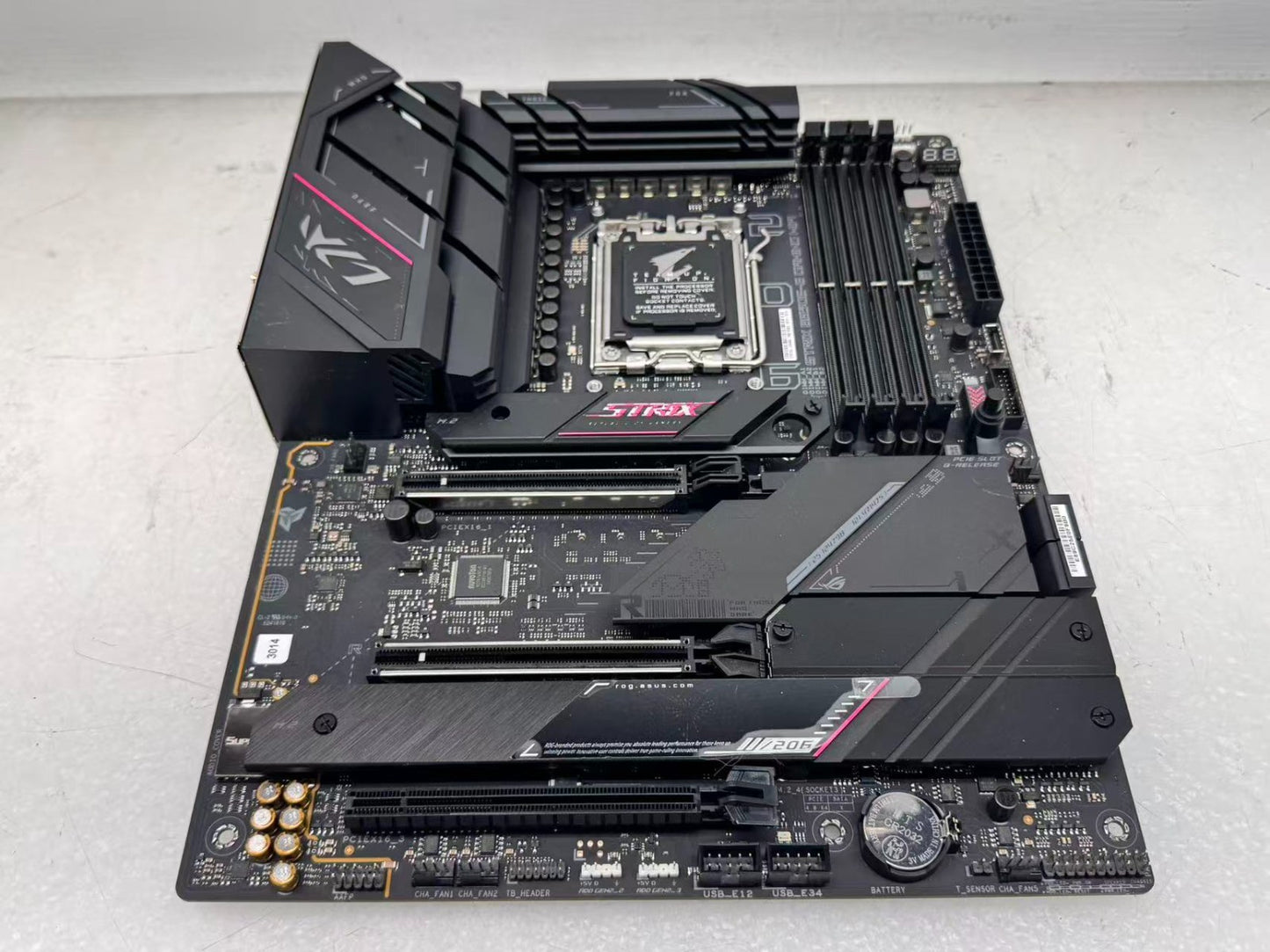 ASUS ROG STRIX B650E-E GAMING WIFI AMD AM5 DDR5 Motherboard