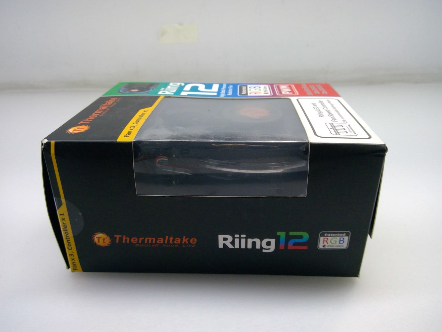 Thermaltake Riing 12 120mm RGB Fan X3 Kit With Controller Hub  CL-F042-PL12SW-C