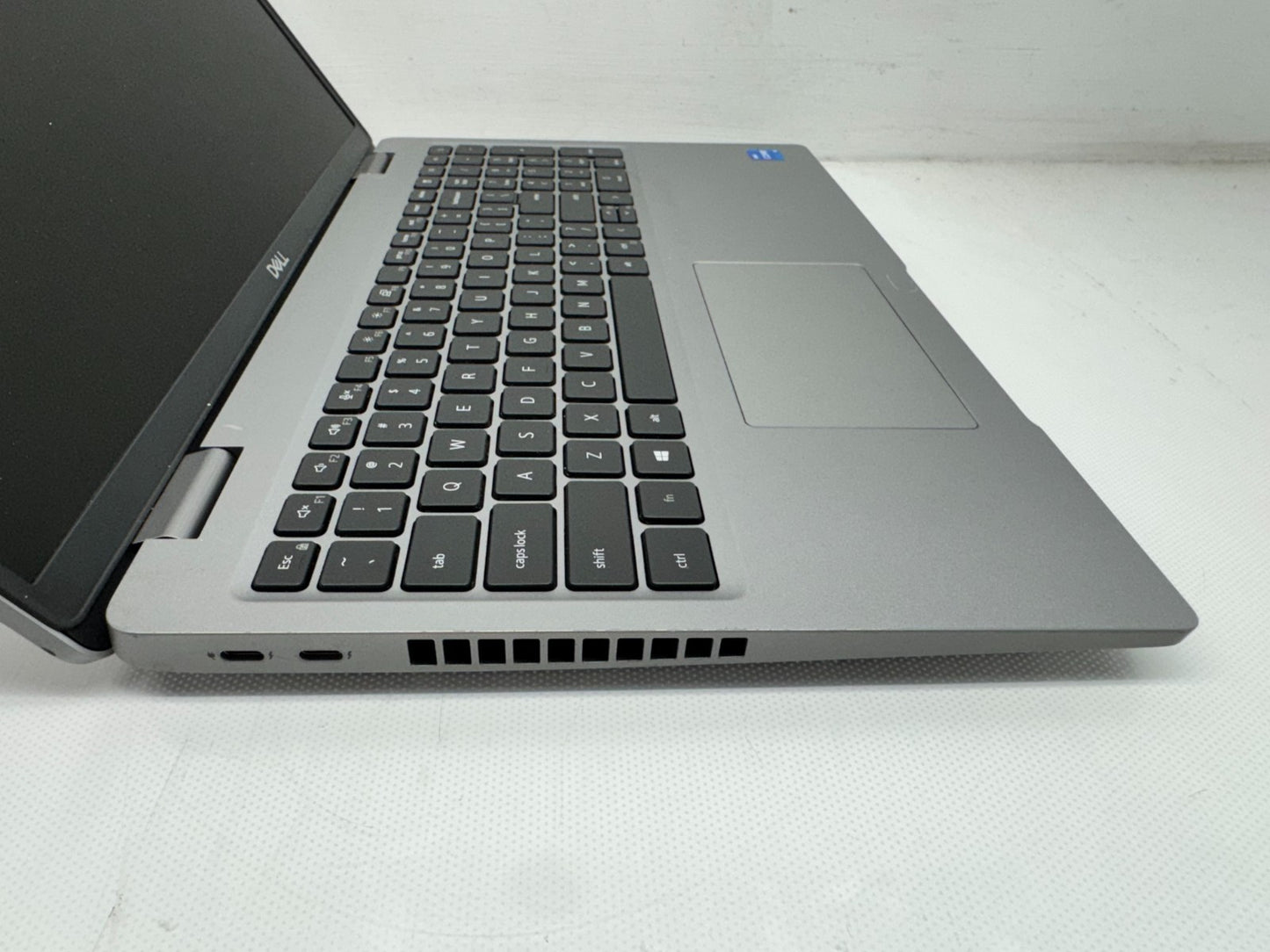 Dell Latitude 5520 Laptop i5-1145G7@2.6GHz 16GB 256G Windows 11 768P **READ**