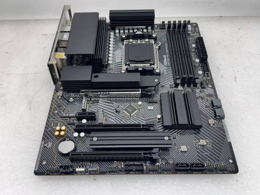 ASROCK X670E PG Lightning AM5 DDR5 PCIE 5.0 ATX Motherboard