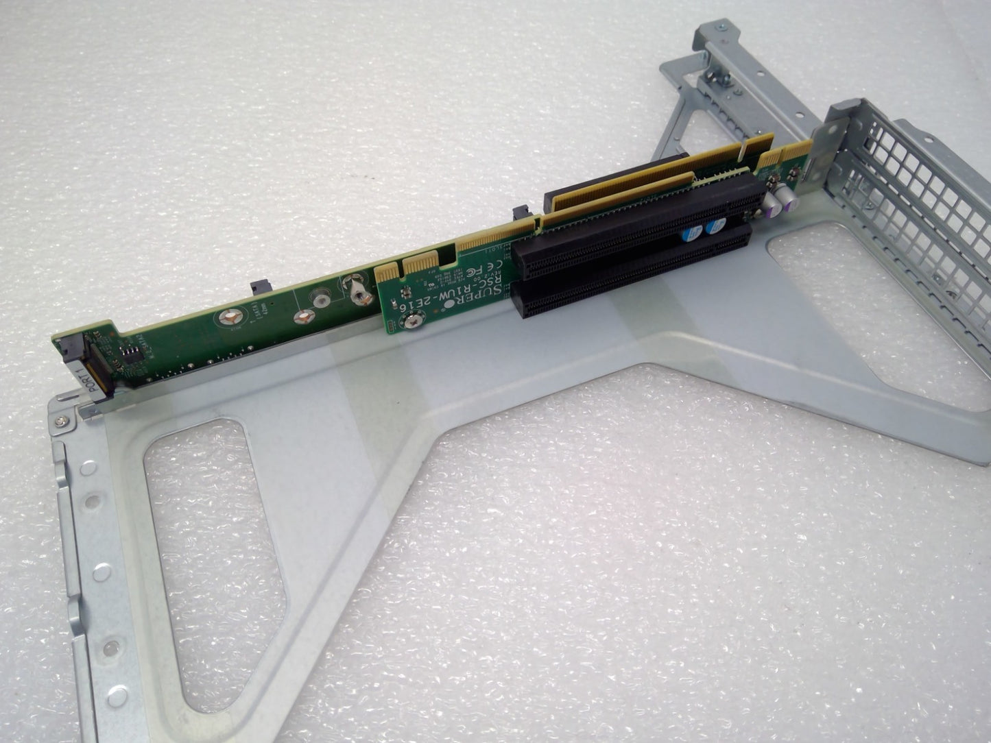 Supermicro RSC-R1UW-2E16 Riser Card/RSC-UM2R-8-NI22 Module W/01-SC81962