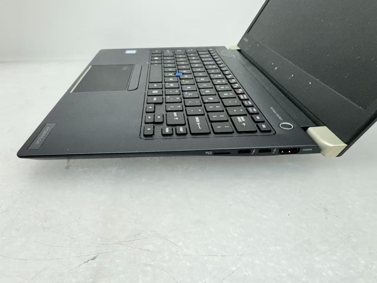 Toshiba Portege X30-E Intel i5-8350U@1.70Ghz 16GB RAM 256 SSD No Battery*Read*
