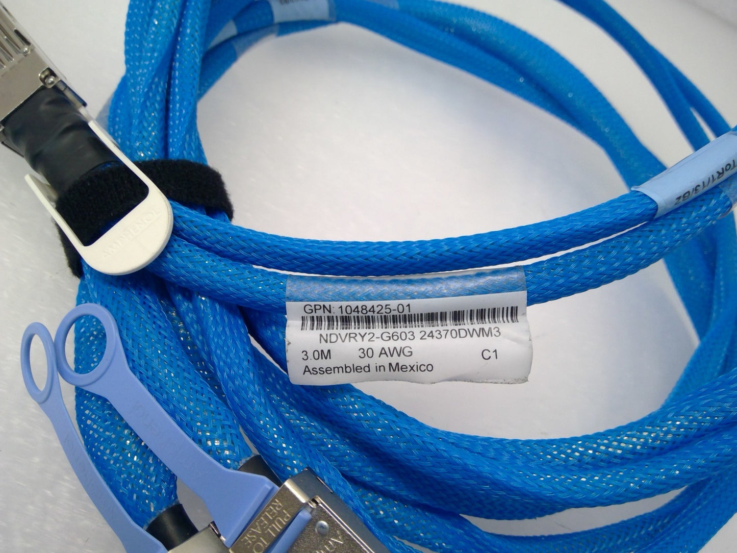 Amphenol NDVRY2-G603 800G OSFP to 2x 400G QSFP112 Breakout DAC Cable Passive